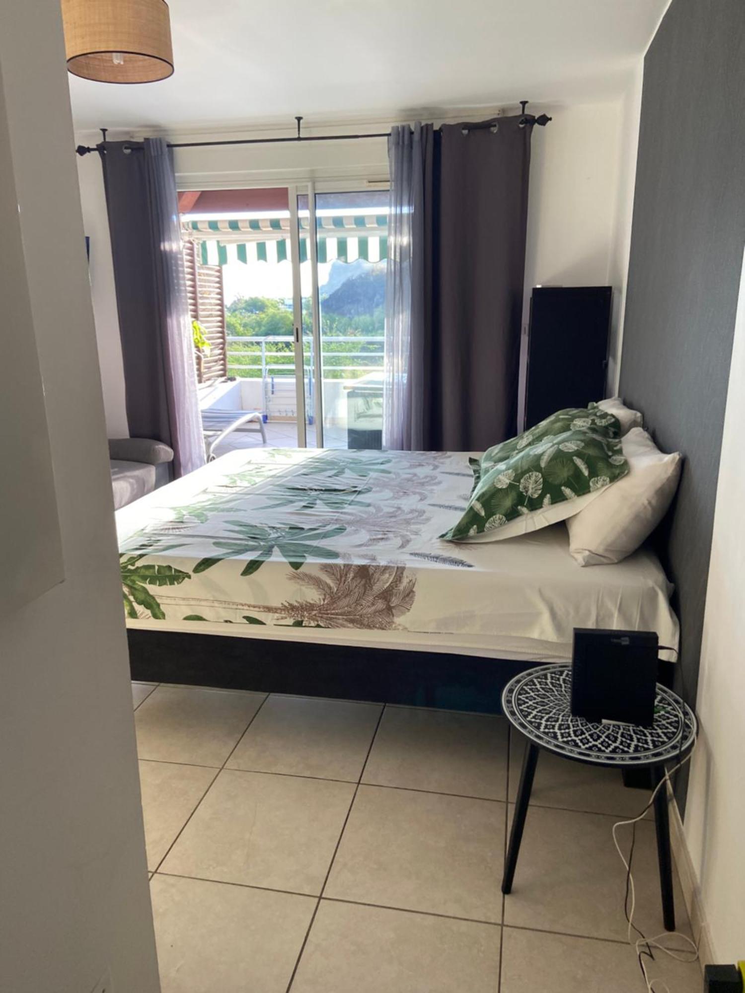 Les Pieds Dans L'Eau ! Apartment Saint-Gilles-les Bains Luaran gambar